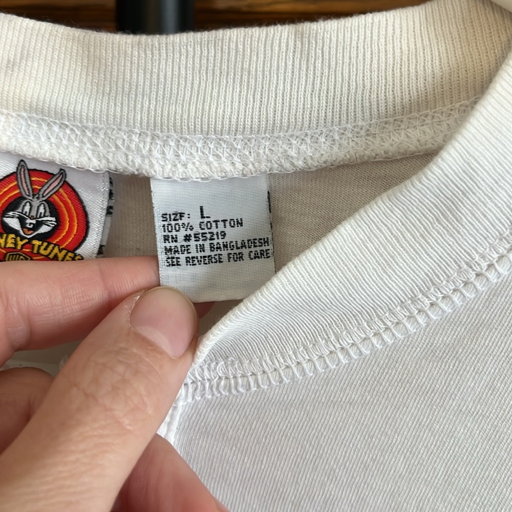 Looney Tunes Tweety Bird Henley size L vintage - Picture 3 of 9
